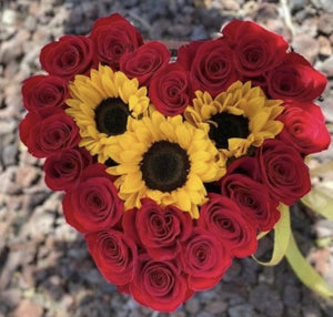 Heart ❤️ box floral arrangement.- Best seller ❤️