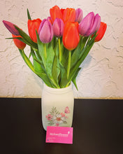 Load image into Gallery viewer, Spring Lovely Tulips Bouquet 🌷
