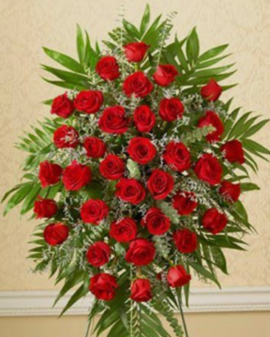 Spray standing Red Roses