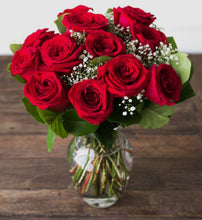 Load image into Gallery viewer, 12 RED ROSES
