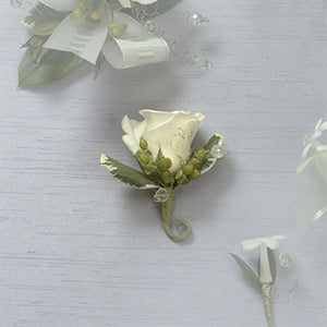 myeasyflowers-weddings-green-groom--Roseae-ROSAS-ROSES_WHITE-ribbon