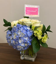 Load image into Gallery viewer, Peaceful Hydrangeas Bouquet
